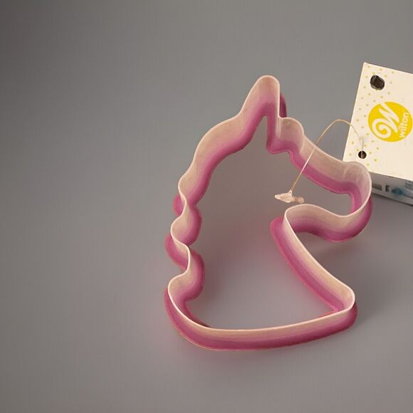 Wilton Grippy Cutter Comfort Grip Purple Unicorn Cookie Cutter 2311-9272 - Picture 5 of 5